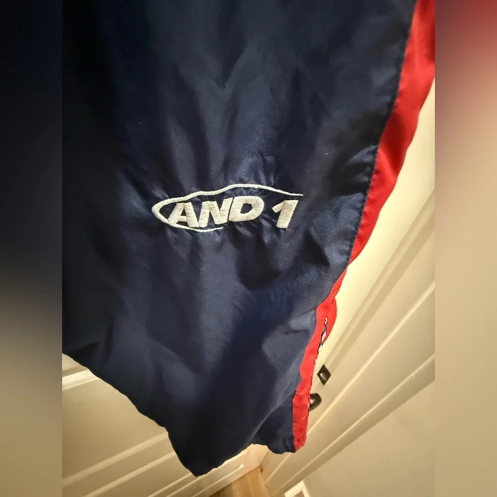 And1. Vintage Navy & Red Men’s Side Snap Basketball Pants. Size XL.